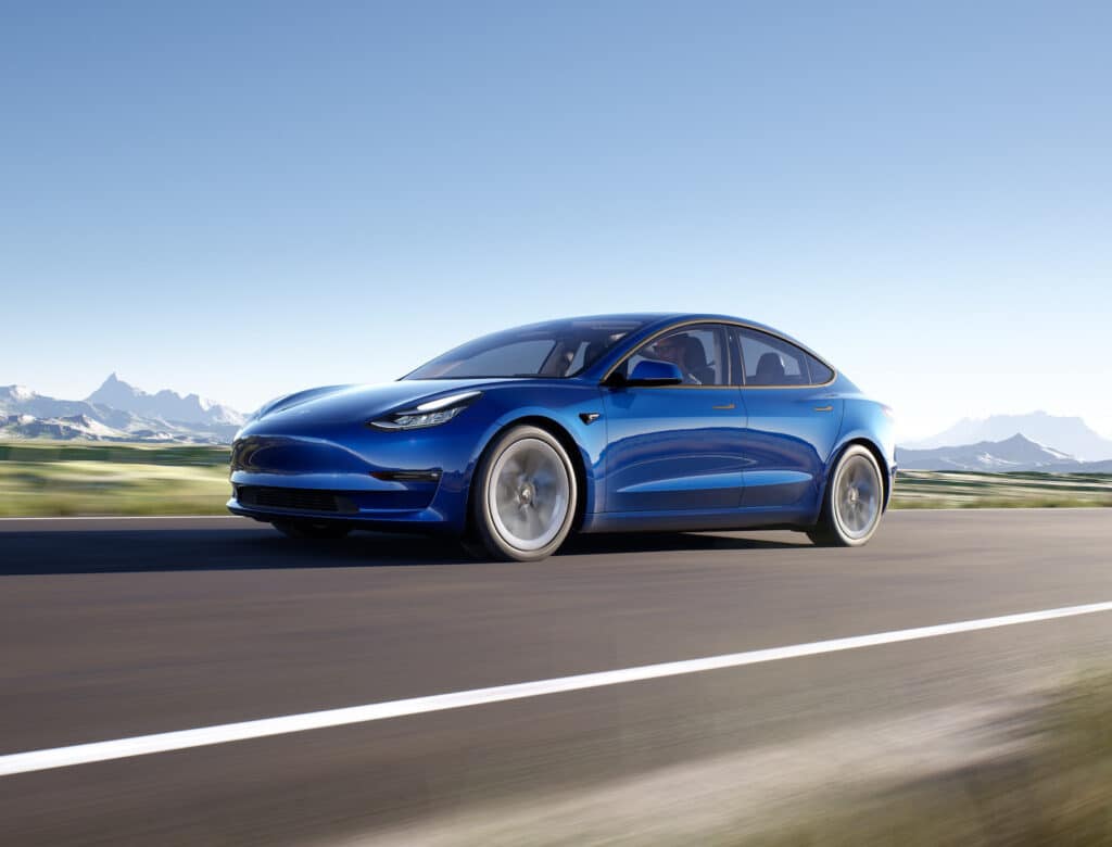Analysts Predict Declining Tesla Sales in Q3 - The Detroit Bureau