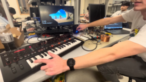 MIDI-Controllable Synth Built From a Raspberry Pi Pico @Raspberry_Pi #PiDay #RaspberryPi