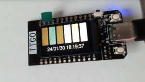 Resistor Color Code Clock Is A Bit Of Fun